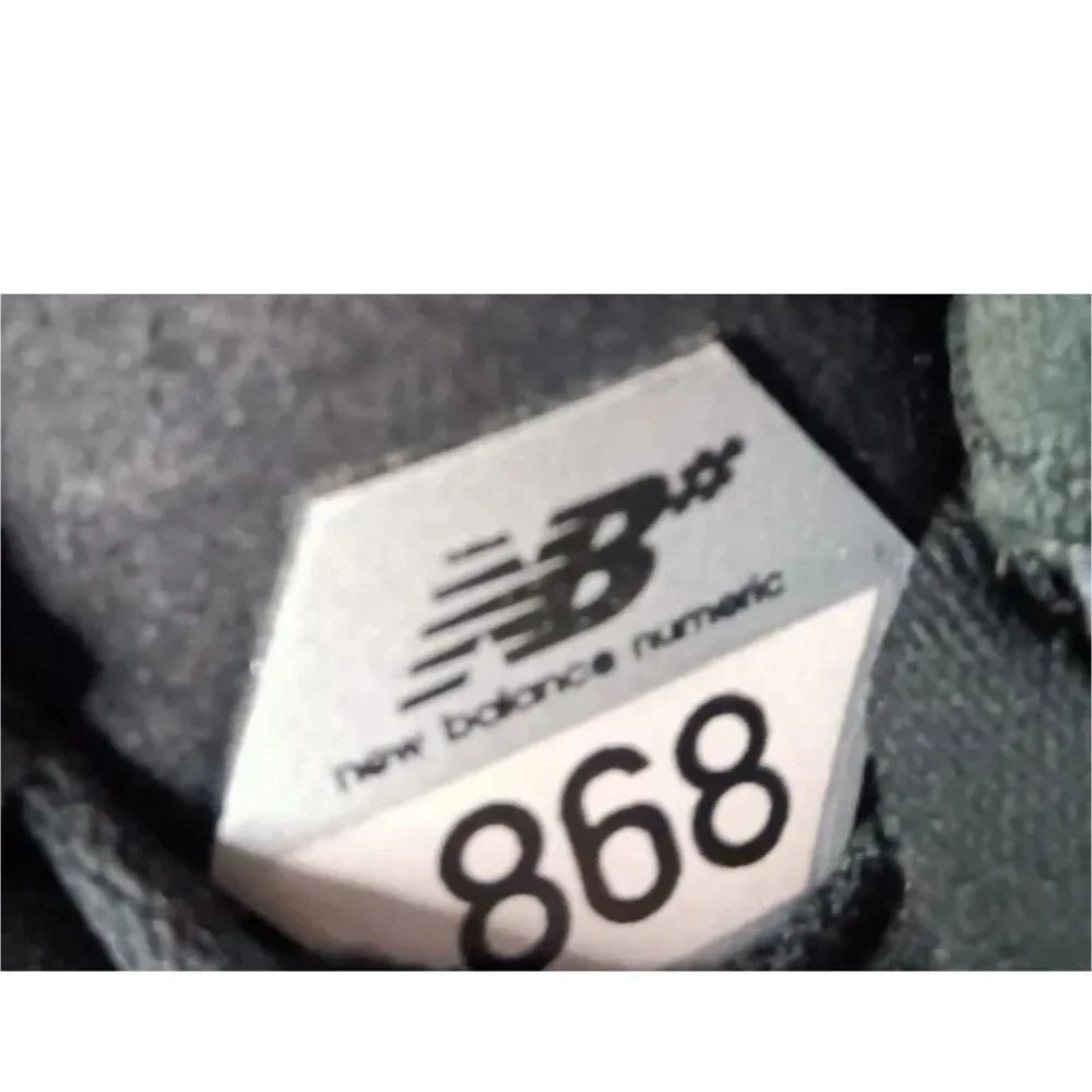 New Balance 868 Men's Numeric Shoes  Size 7.5 D Black & Blue